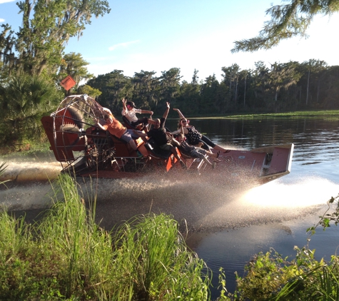 Tom & Jerrys Airboat Rides - Lake Panasoffkee, FL