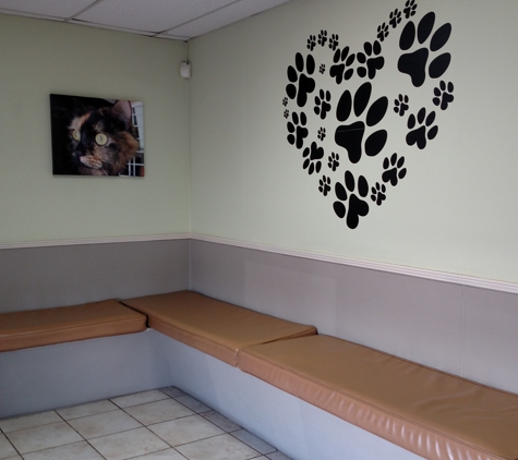 Northwoods Veterinary Clinic - North Charleston, SC