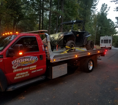 Hooked Towing, LLC - Waxhaw, NC. Big or small No problem at all!