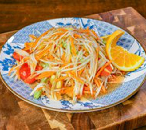 Sweet Basil Thai Cuisine - Norman, OK. Papaya Salad