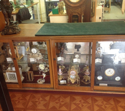 Canterbury Clocks Pty Ltd - Canterbury, VIC