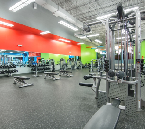 Blink Fitness - Closed - Islandia, NY