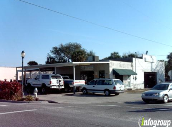 D & R Automotive - Sarasota, FL