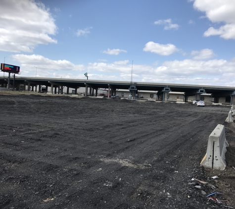 Overnight Truck Parking - Philadelphia, PA. PLENTY OF ROOM BUT SPOTS FILLING UP QUICK