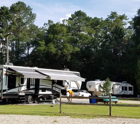 Four Season's RV Park - Seminary, MS