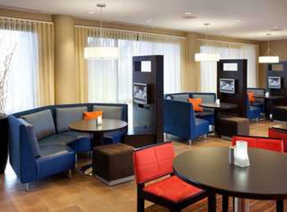 Courtyard by Marriott - Foothill Ranch, CA