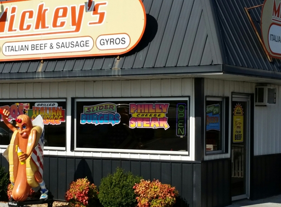 Mickey's 76 Drive In - Branson West, MO. Hey don't miss out on this great gyros