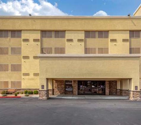 Comfort Inn & Suites Albuquerque Downtown - Albuquerque, NM