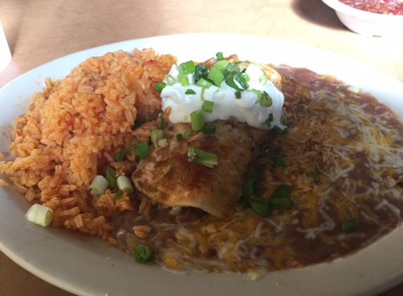 Casa De Ramos - Glendale, CA. Chicken Enchilada