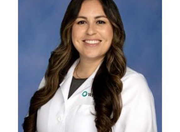 Karine De Souza, MD - Tampa, FL