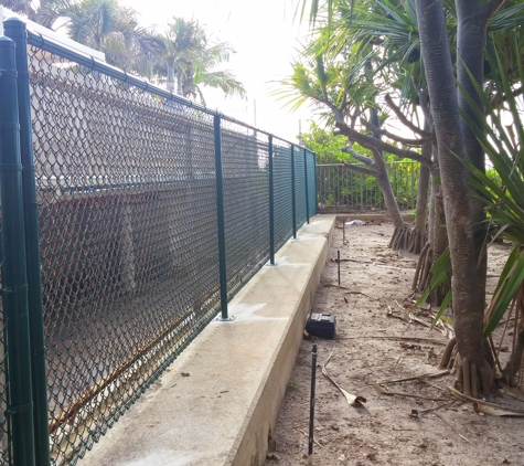 Quintessential Fence Contractors - Hollywood, FL