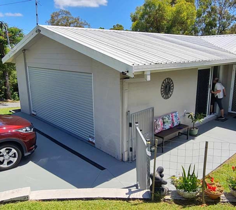 Associated Medical Clinics (AMC) - Gaven, QLD. Exterior of clinic