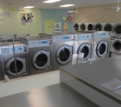 Happy Wife Laundry, LLC - Fort Myers, FL