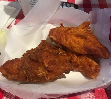 Gus's World Famous Fried Chicken - Saint Louis, MO