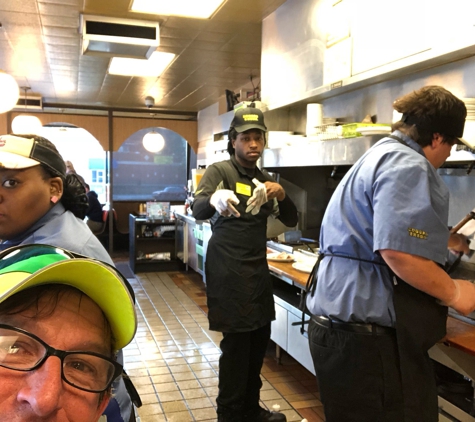 Waffle House - Decatur, GA