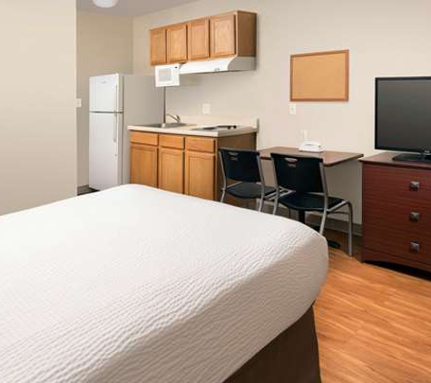 WoodSpring Suites Kansas City Mission - Mission, KS