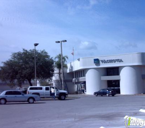 Wells Fargo Bank - Closed - Saint Petersburg, FL