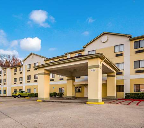 Quality Inn - Caseyville, IL