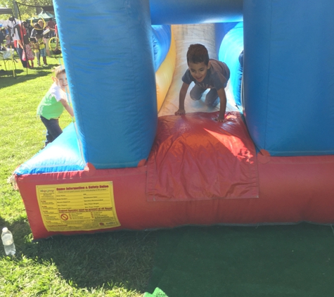 Fair Oaks Recreation & Park District - Fair Oaks, CA. Having fun!