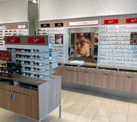 LensCrafters - Hendersonville, TN