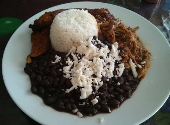 Sazon Latino Restaurant - Daytona Beach, FL