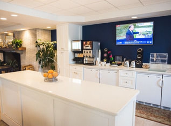 Fairfield Inn & Suites - Fairfield, CT