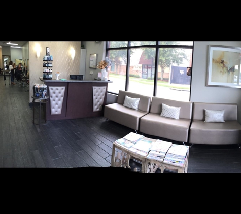 Bella Lina Cruz Salon Winter Garden Village - Winter Garden, FL