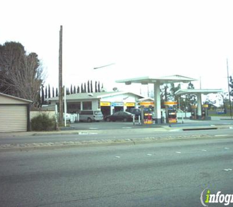 U-Haul Neighborhood Dealer - La Verne, CA