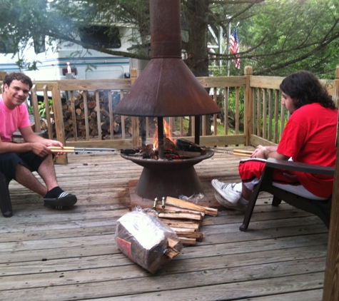 Blue Rocks Family Campground - Lenhartsville, PA