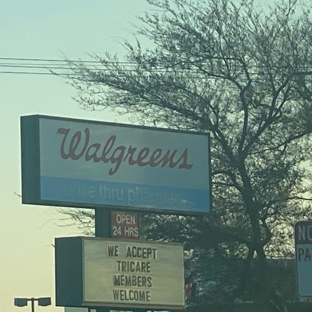 Walgreens - Hanford, CA
