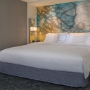 Courtyard by Marriott - Hotels
