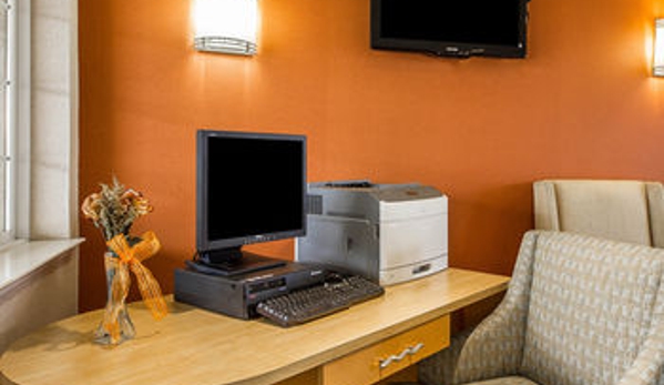 Quality Inn & Suites Lathrop - Lathrop, CA