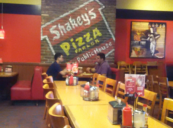 Shakey's Pizza Parlor - La Puente, CA