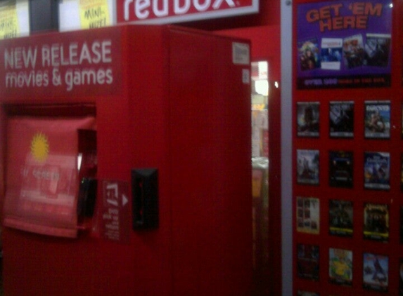 Redbox - Valley Stream, NY