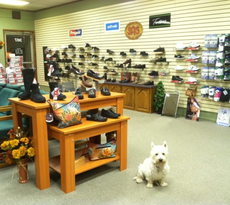 Clawson Shoes - Clawson, MI