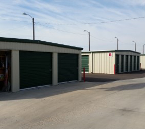 A-1 Eastside Storage - Great Falls, MT. Paved Lot