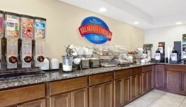 Baymont Inn & Suites - San Marcos, TX