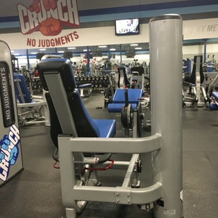 Crunch Gym - Addison, TX