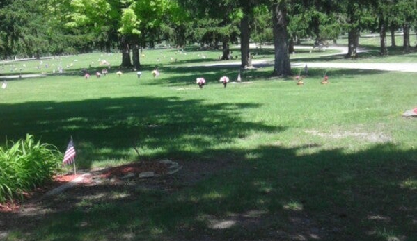 Roseland Memorial Gardens - Jackson, MI