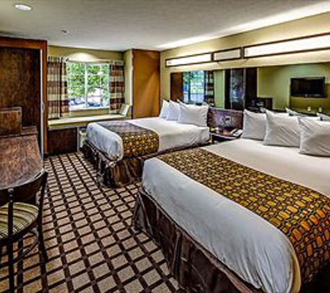 Microtel Inn & Suites by Wyndham North Canton - North Canton, OH