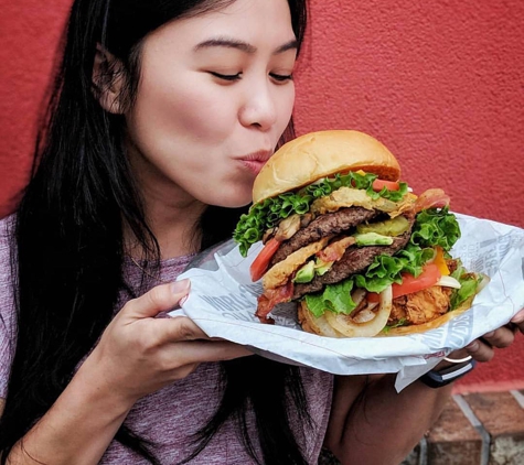 Fuddruckers - Lake Oswego, OR