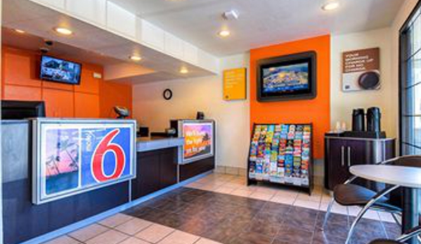 Motel 6 - Pomona, CA