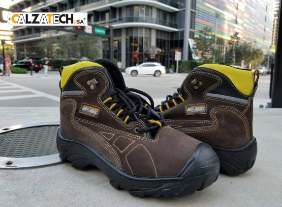 CalzatechUSA - Miami, FL. Best Boots Ever #Leather #workboots #Calzatechusa #footwear Give us a LIKE and follow us, visit our website: calzatechusa.com share it