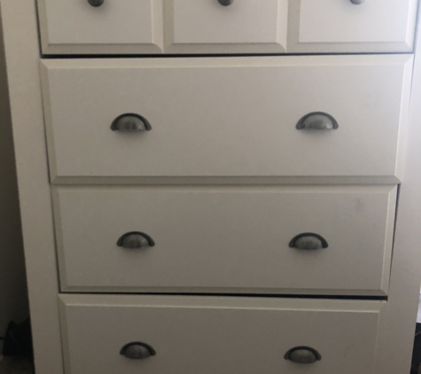 stop and move llc - Tenafly, NJ. dresser, that movers packed, bows at the middle and the drawers overlap each other - I can no longer use this piece.