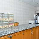 Rodeway Inn - Motels