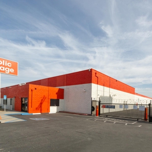 Public Storage - Harbor City, CA