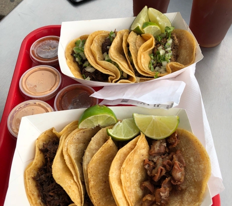 Tacos Y Mas - Dallas, TX