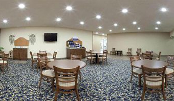 Holiday Inn Express & Suites Torrington - Torrington, WY