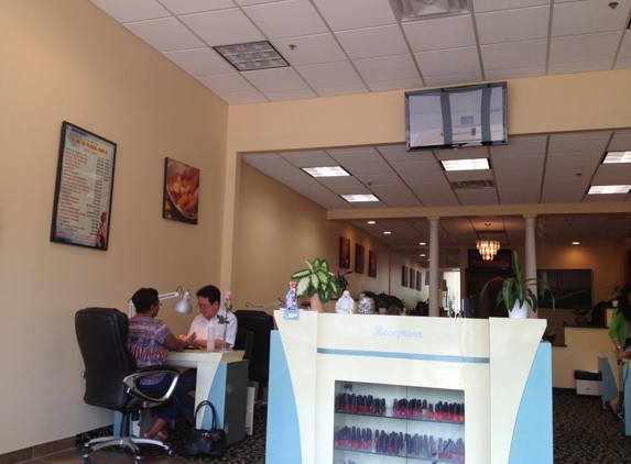 V & N Nail Spa - Plymouth, MI