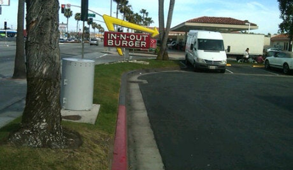 In-N-Out Burger - Westminster, CA